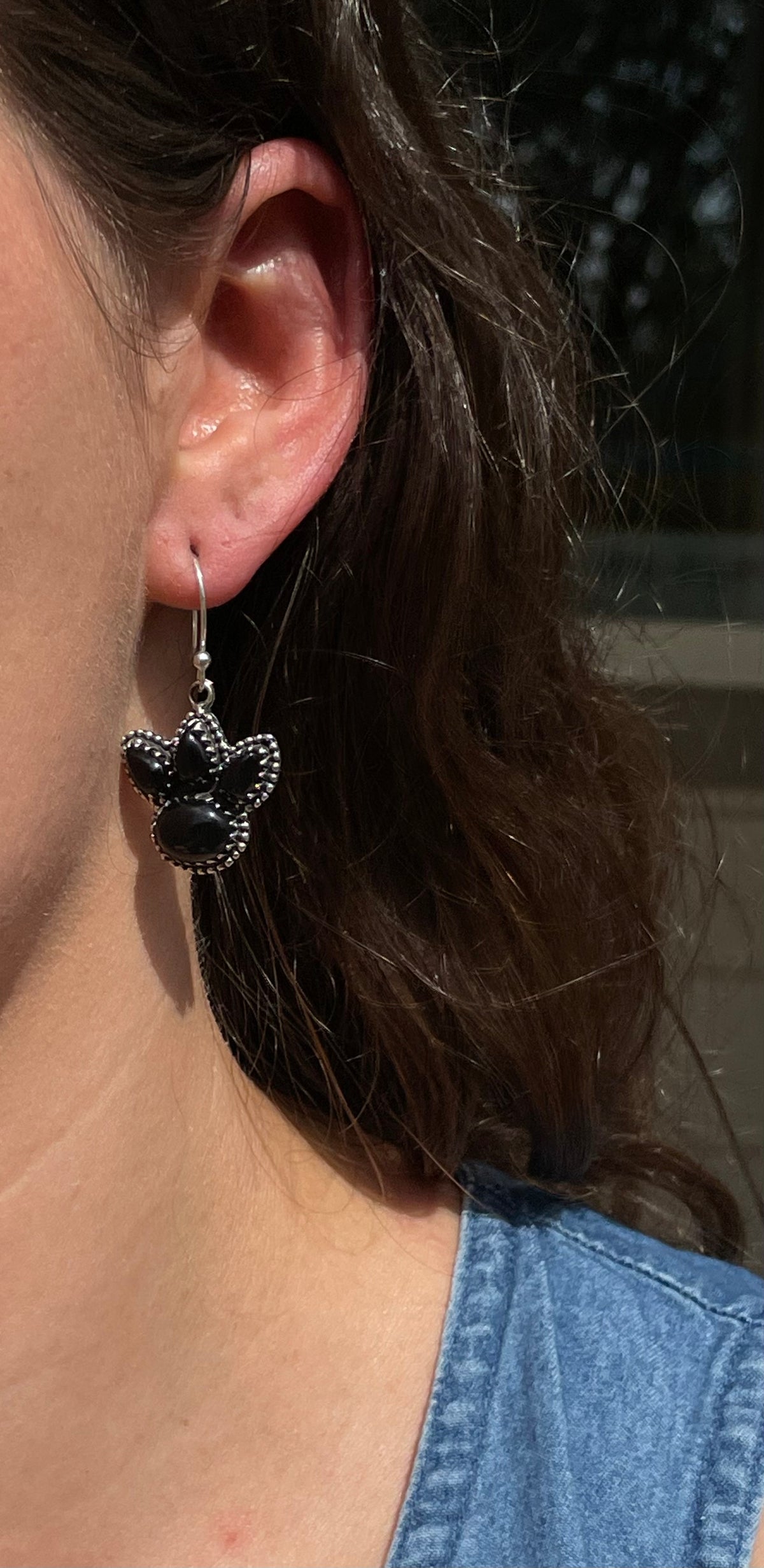 Black Onyx Paw Earrings | 925 Sterling Silver Hook E399
