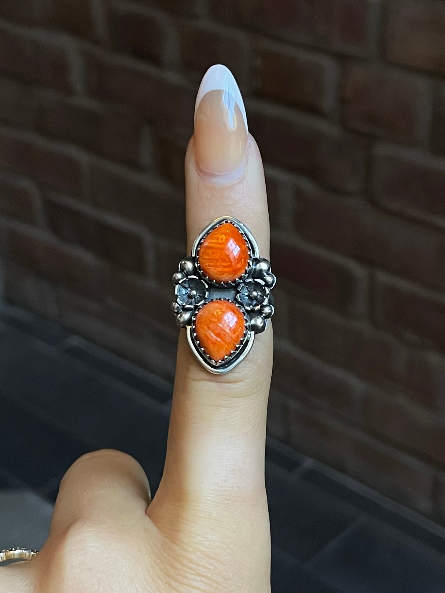 Spiny Oyster Floral Ring Size 6 | Sterling Silver E844