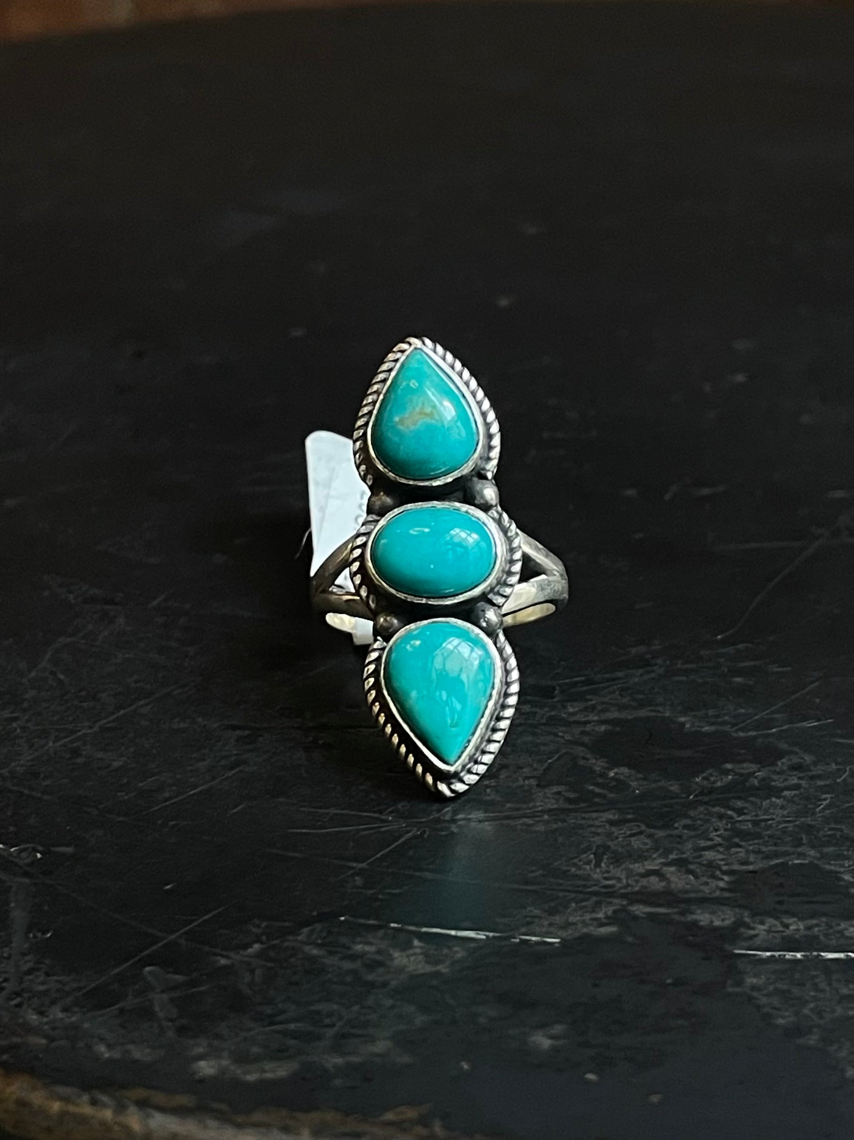 Three Stone Kingman Turquoise Ring | Sterling Silver | Size 7 | A253