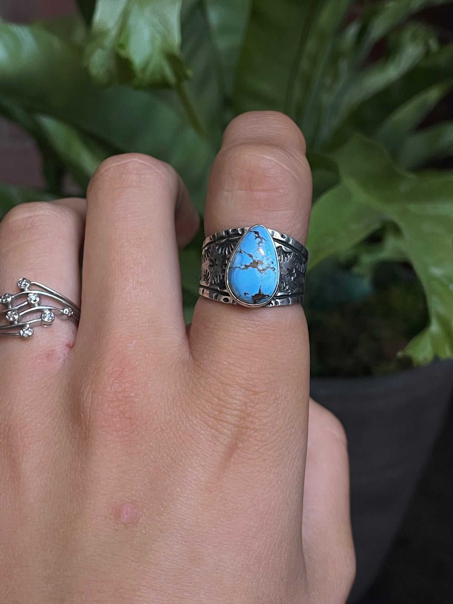 Kingman Turquoise Ring | Sterling Silver | Size 8 G389