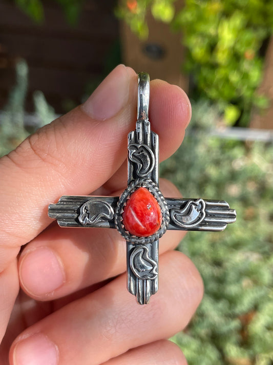Spiny Oyster Cross Pendant | 925 Sterling Silver B210