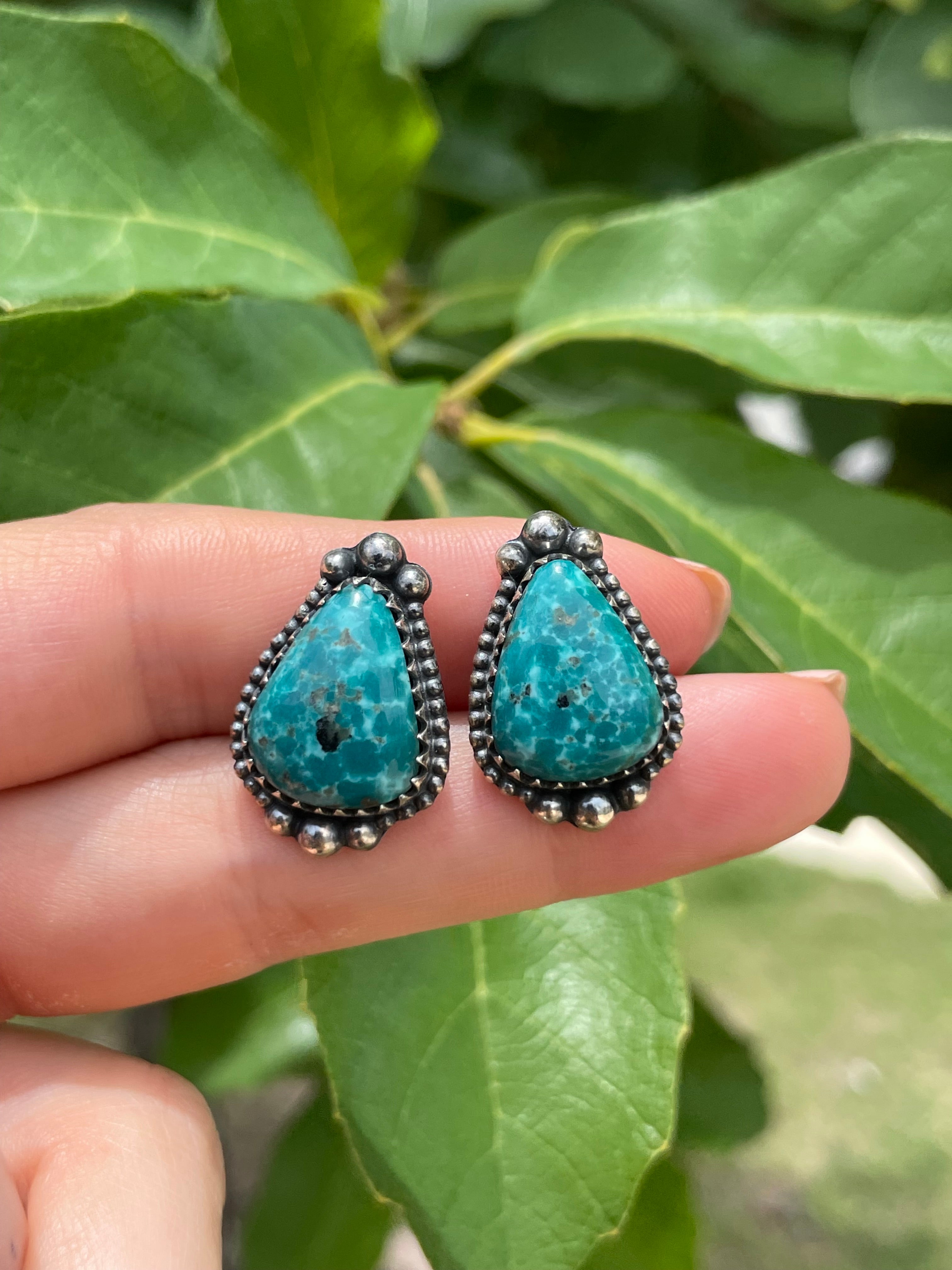 Kingman Turquoise Stud Earrings | 925 Sterling Silver D189