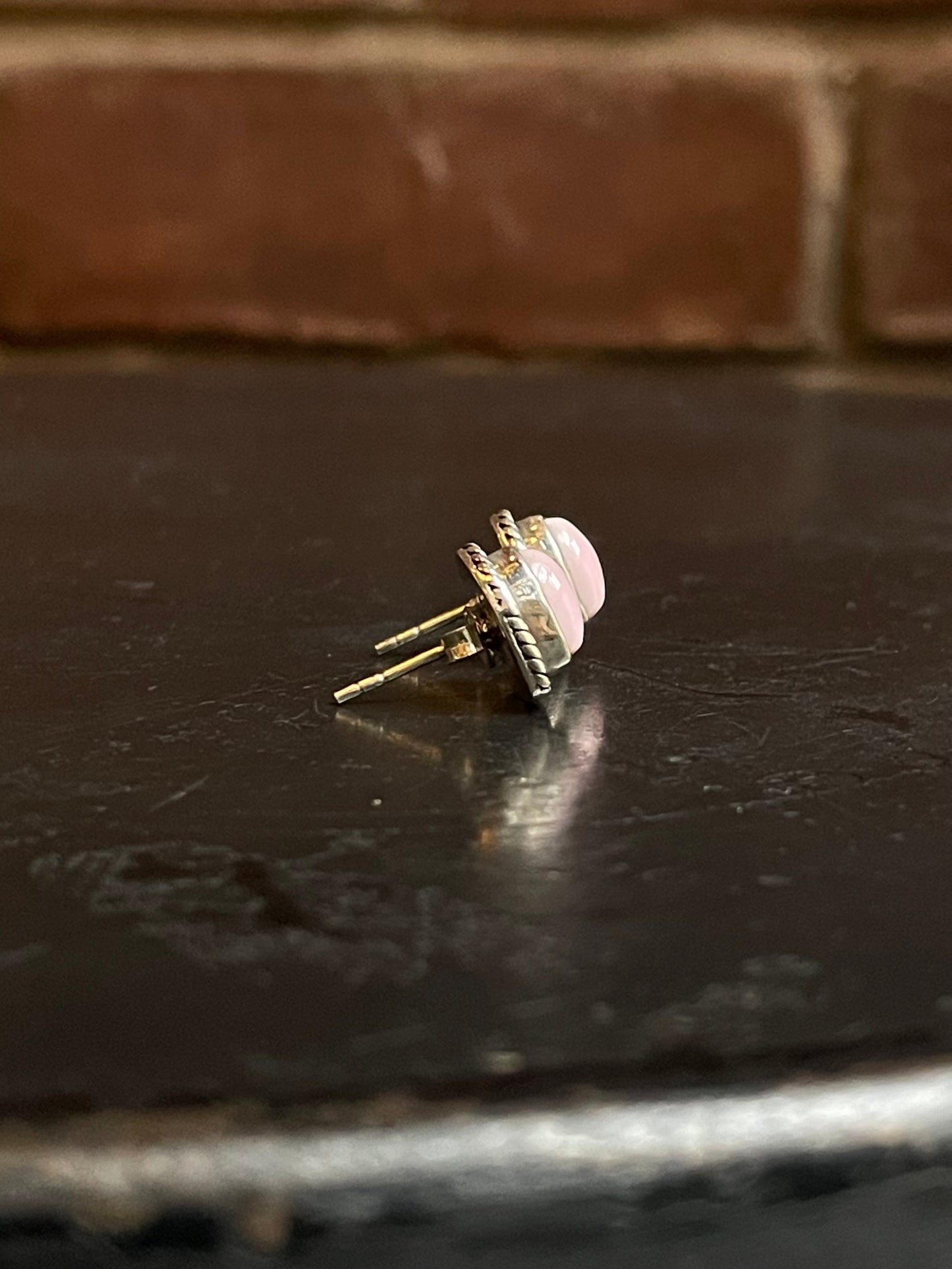 Pink Conch Heart Stud Earrings | 925 Sterling Silver G177