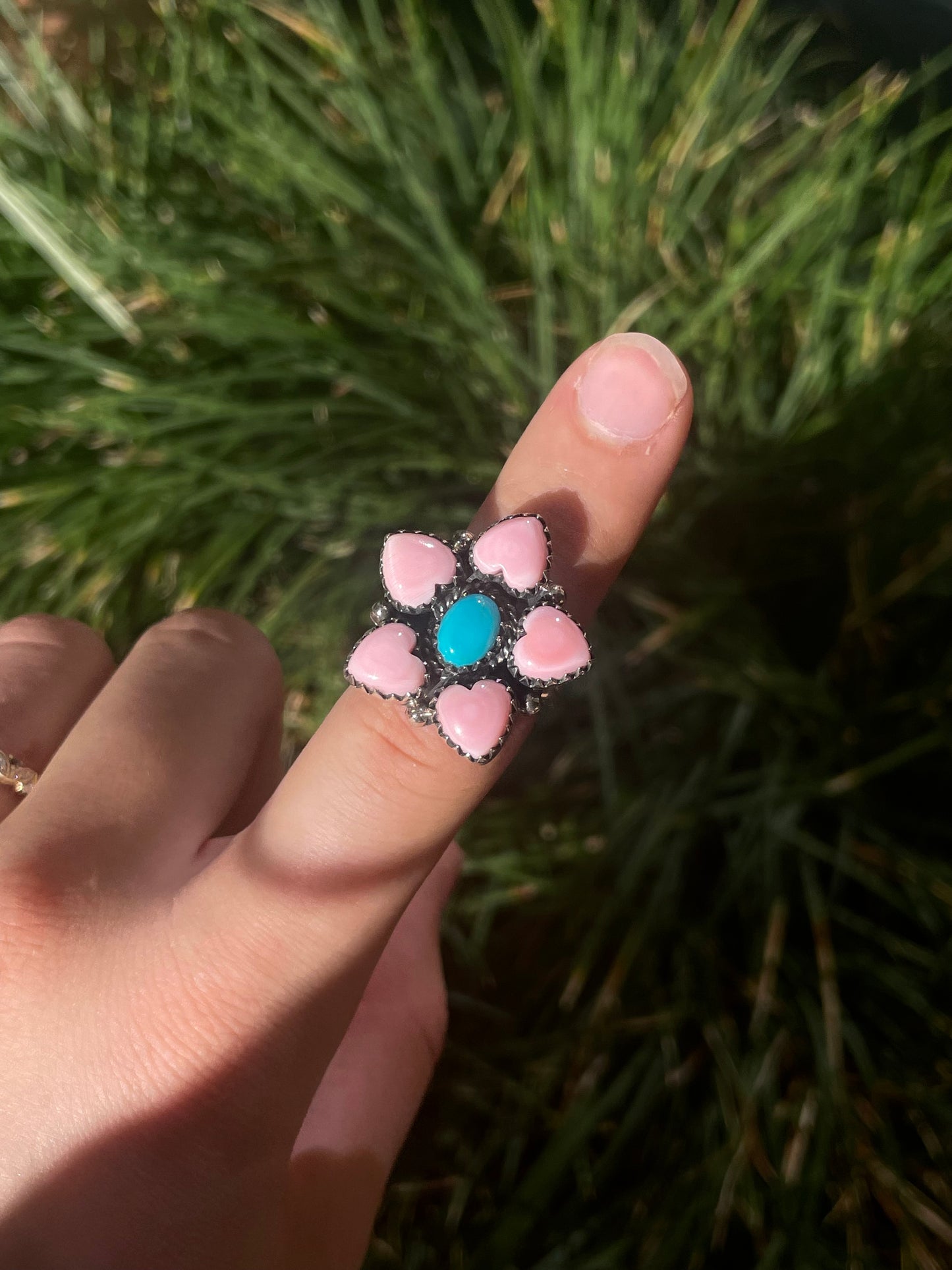 Pink Conch Heart Cluster Ring Size 8 | Kingman Turquoise | 925 Sterling Silver C864