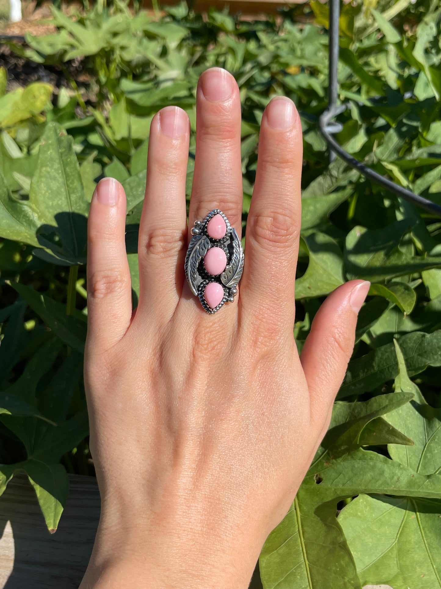Pink Conch Leaf Design Ring | 925 Sterling Silver | Size 7 B332
