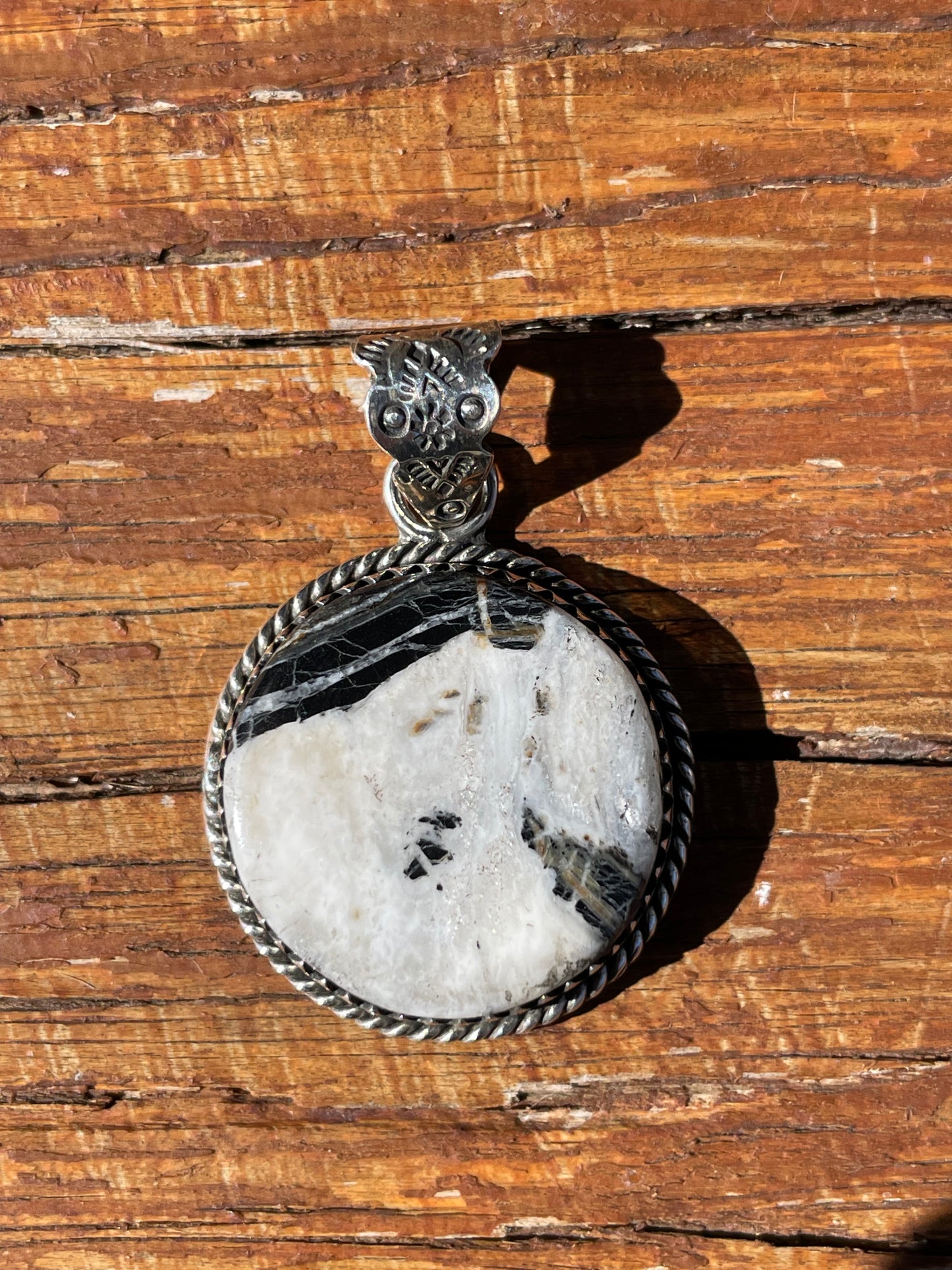White Buffalo Pendant | 925 Sterling Silver B911