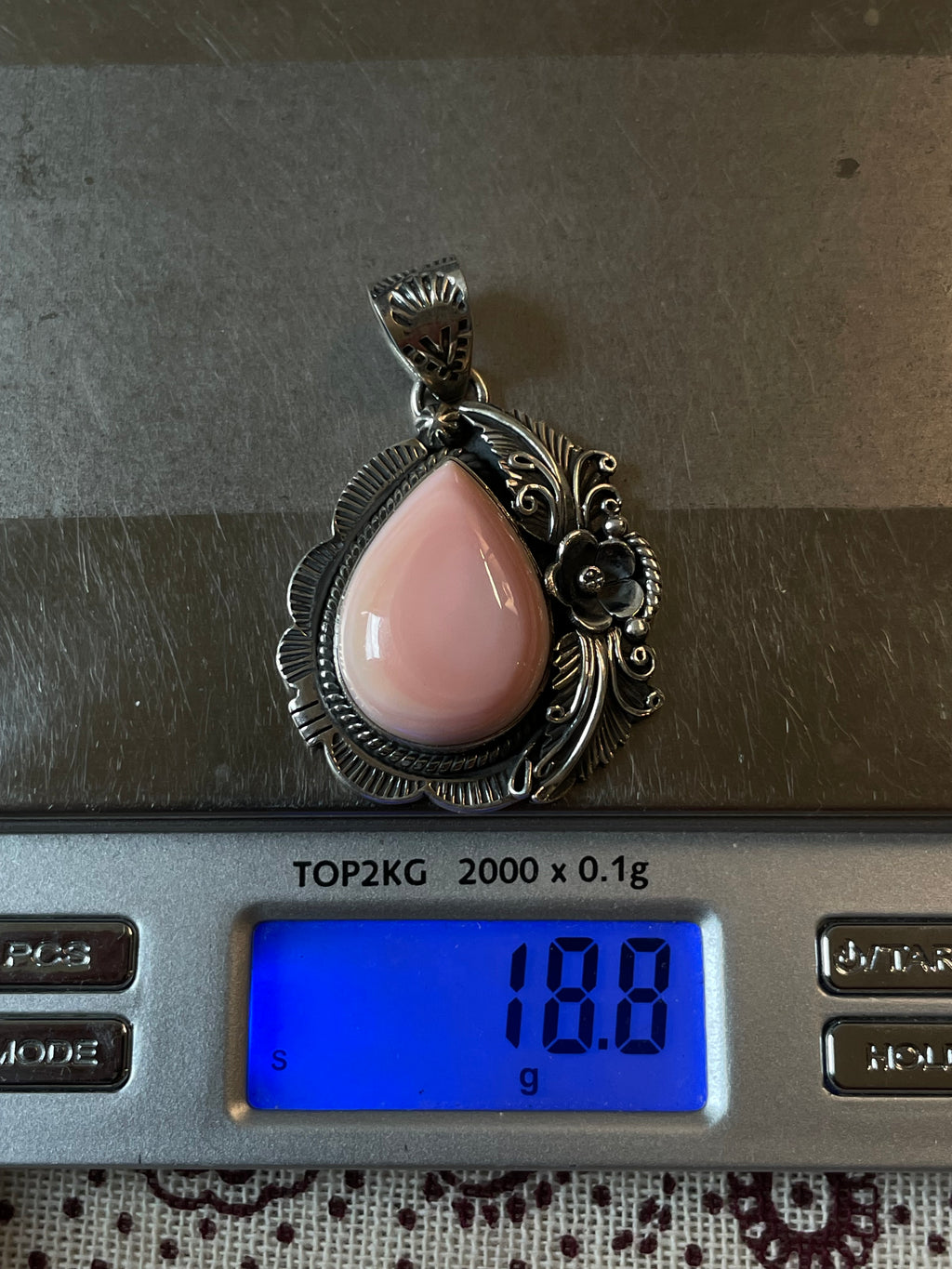 Pink Conch Tear Drop Pendant | Sterling Silver | A622