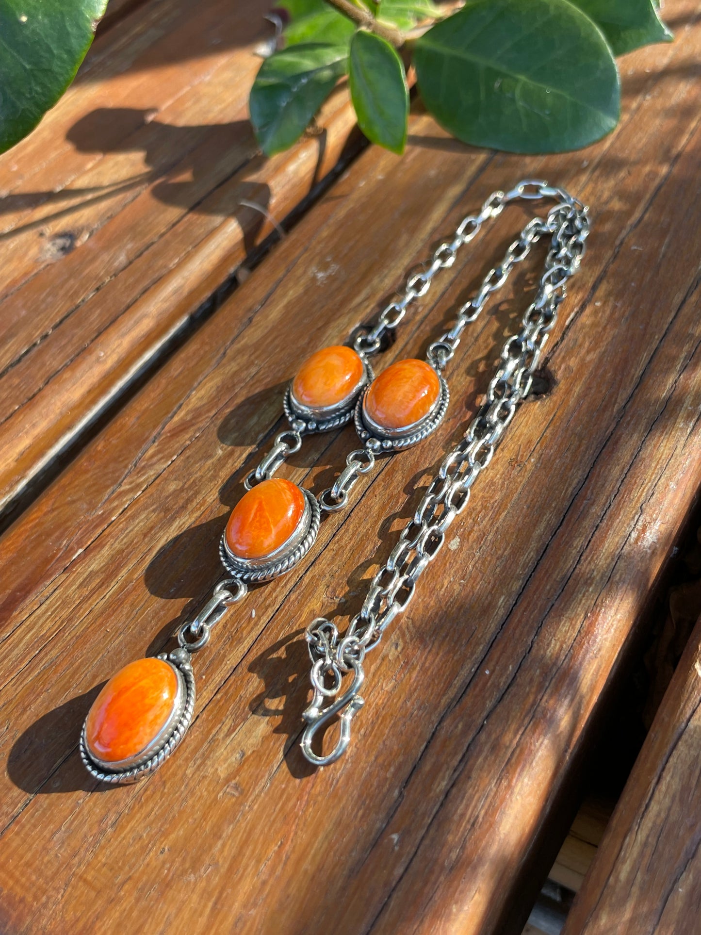 Spiny Oyster Vertical Pendant Necklace | Sterling Silver 925 | B896