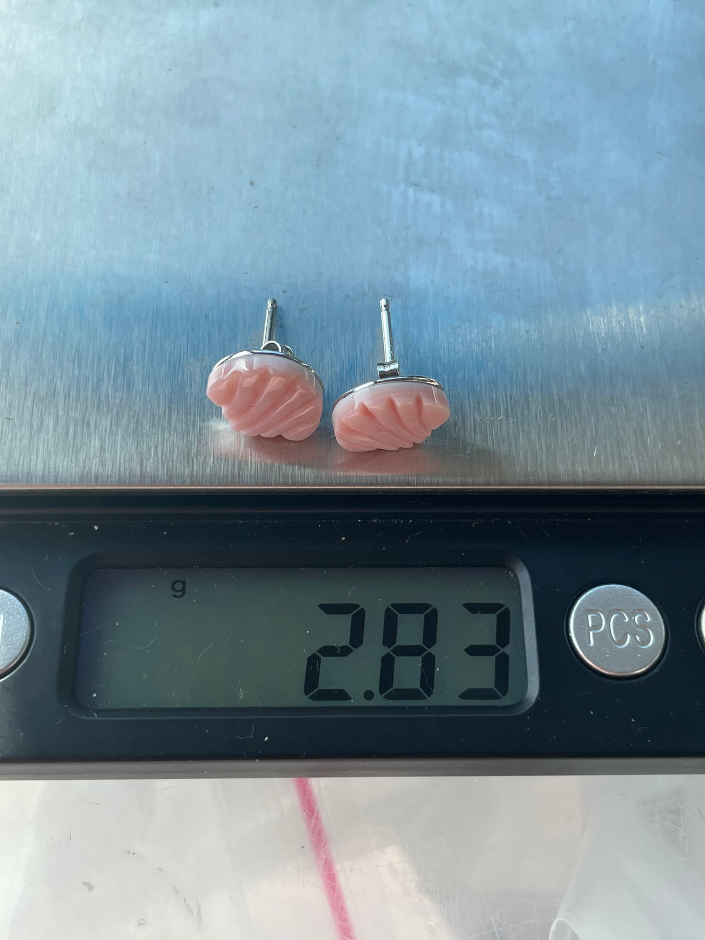 Pink Conch Shell Stud Earrings | 925 Sterling Silver B600