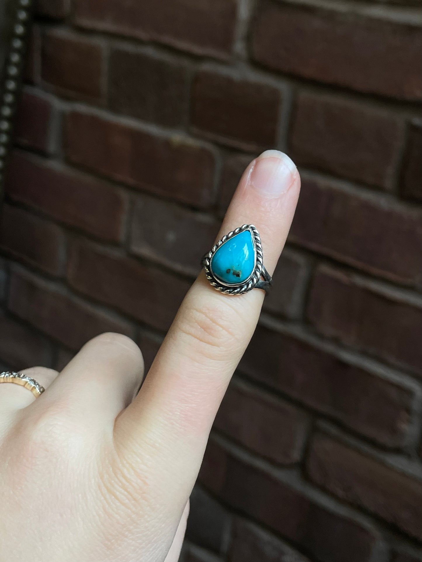 Kingman Turquoise Teardrop Ring Size 6 | 925 Sterling Silver Southwest E172