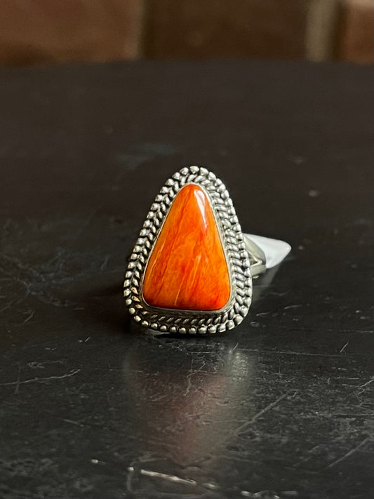 Spiny Oyster Twisted Wire Ring | Sterling Silver | Size 7 | A453