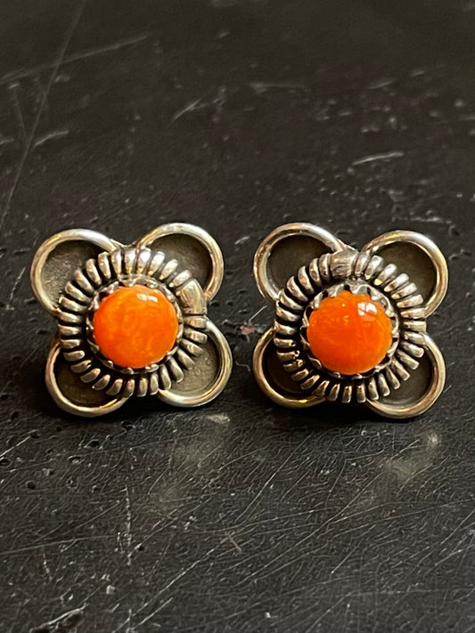 Spiny Oyster Flower Stud Earrings | 925 Sterling Silver G250