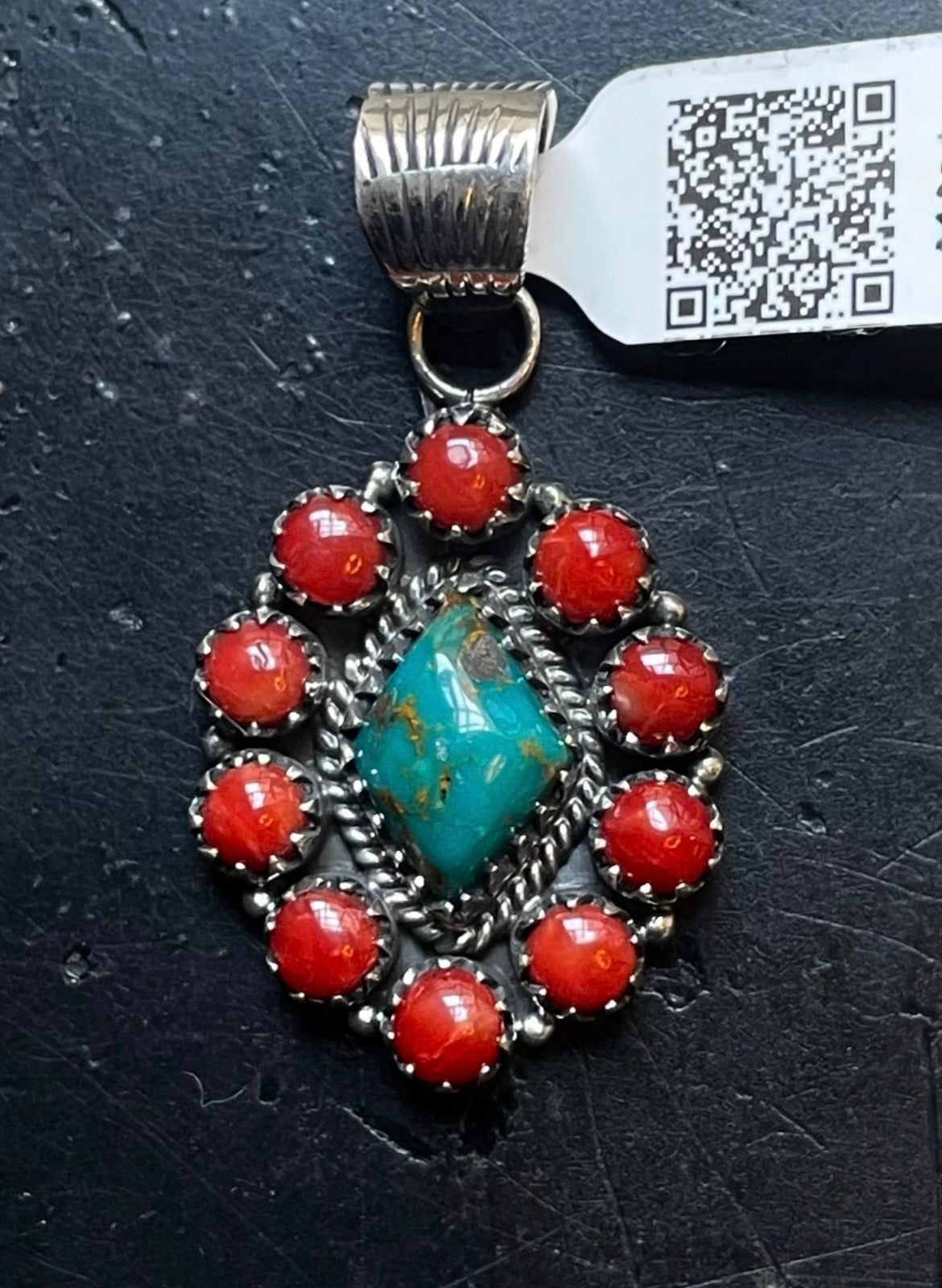 Kingman Turquoise Oval Cluster Pendant | Sterling Silver | A695